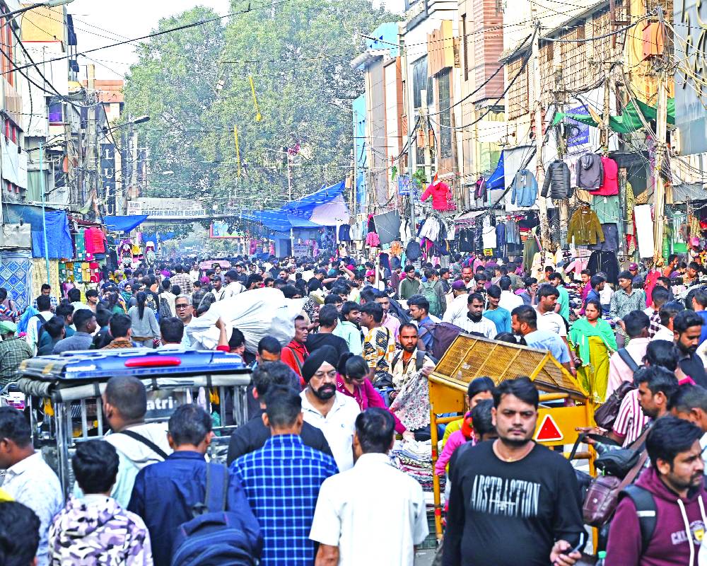 Blast survivor aids victims’ families once again