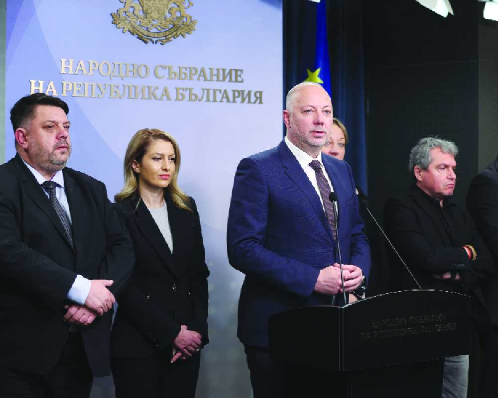 Bulgarian Parliament approves PM Rosen resignation