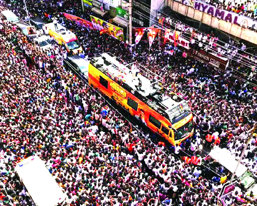 CBI takes over Karur stampede case