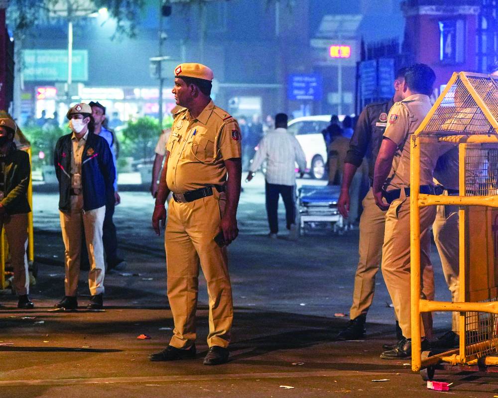 Chaos grips LNJP hospital