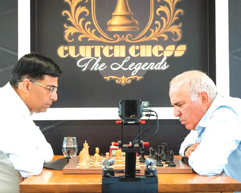 Clutch Chess Legends: Kasparov beats Anand