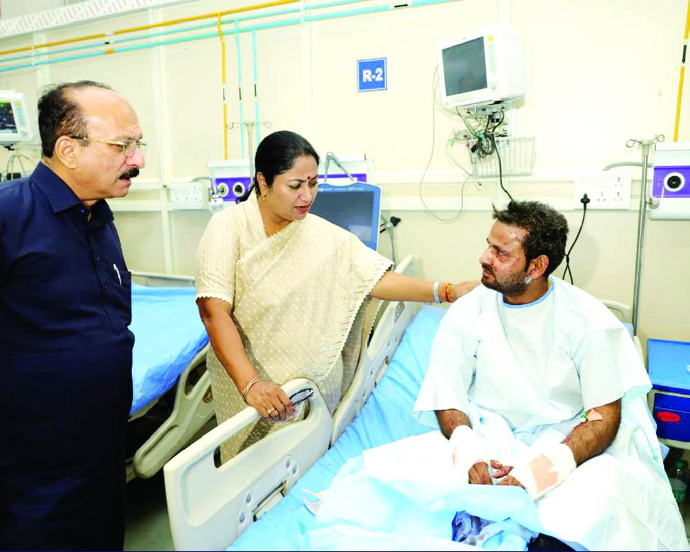 CM announces Rs 10 lakh for families of victims
