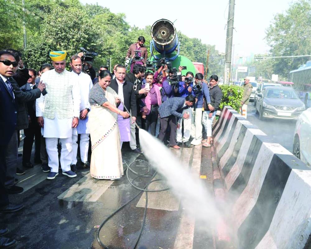 CM Rekha Gupta leads cleaning and washing drive amid pollution rise
