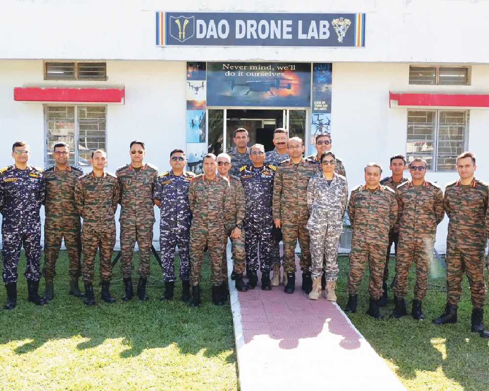 DAO Division showcases drone innovation to higher defence management course delegation