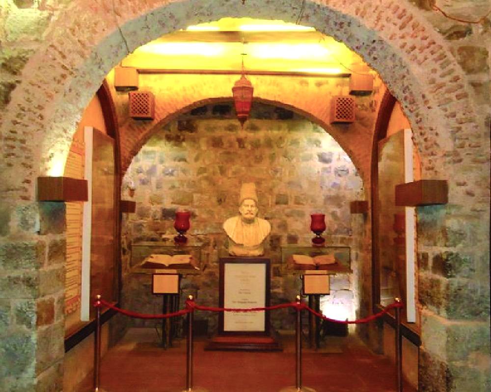 Delhi plans to turn historic sites for weddings, events