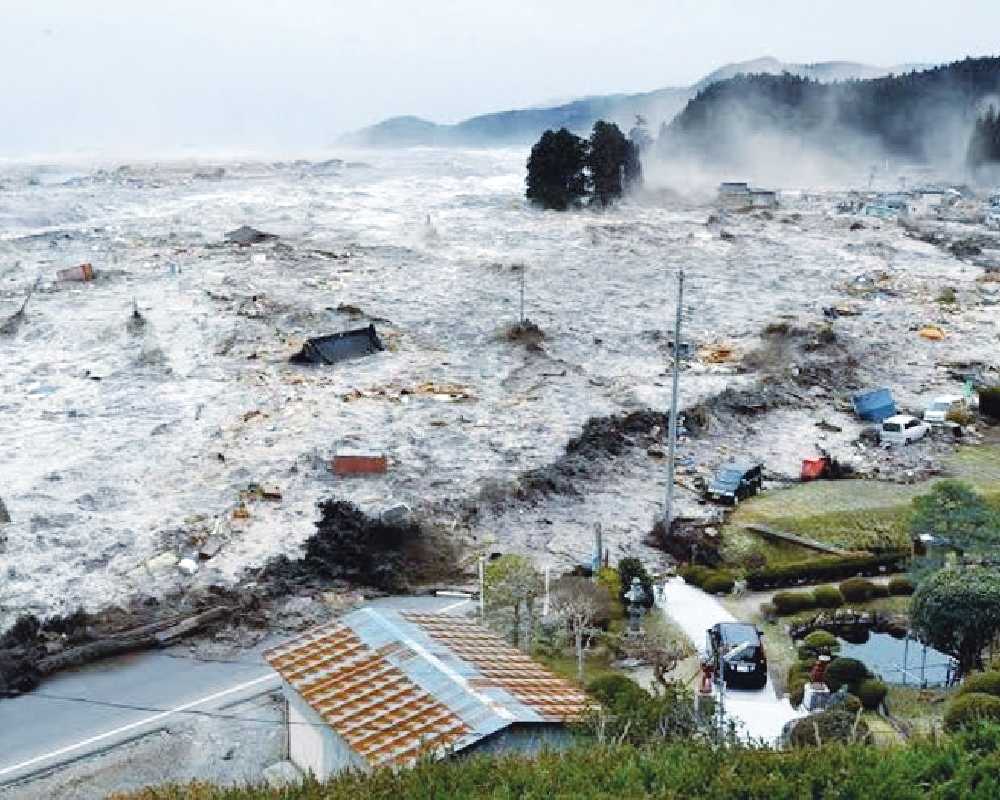 Earthquake strikes Japan