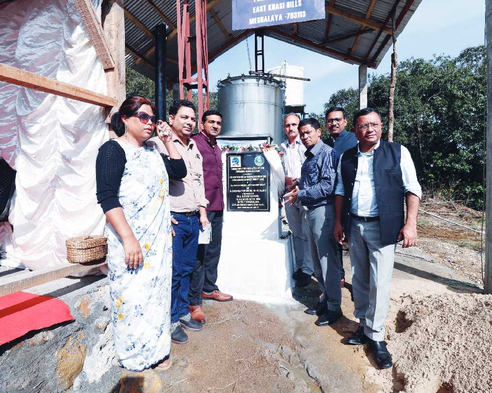Field distillation unit under aroma mission inaugurated