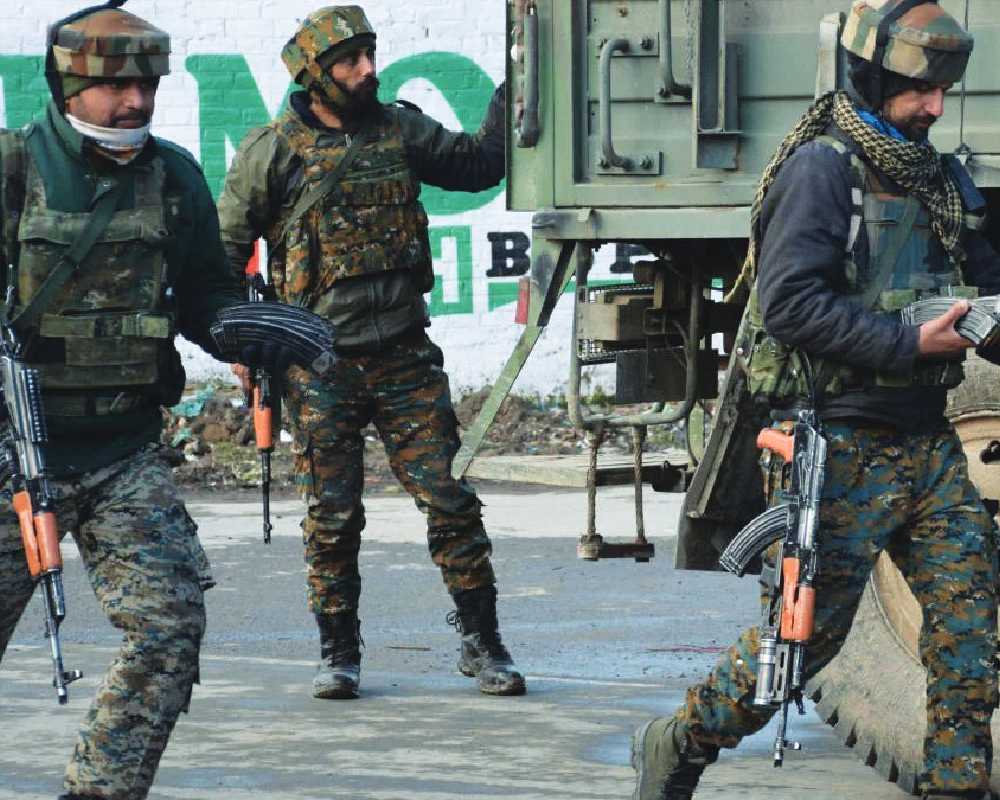 Five militants killed in gunfight with police clash