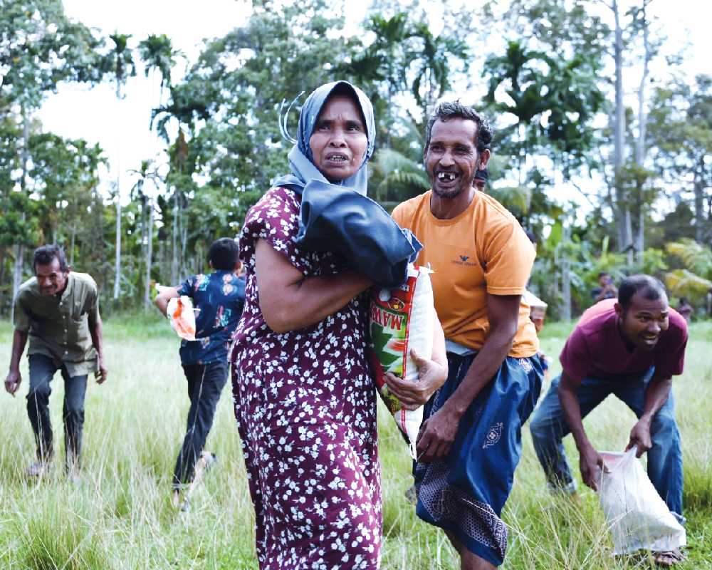 Flood death toll in Asia surpasses 1,500 as calls grow to fight deforestation