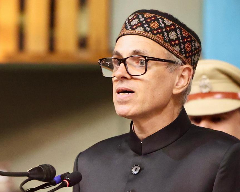 Govt in talks with private investors to boost skiing infra at Gulmarg: J-K CM Omar