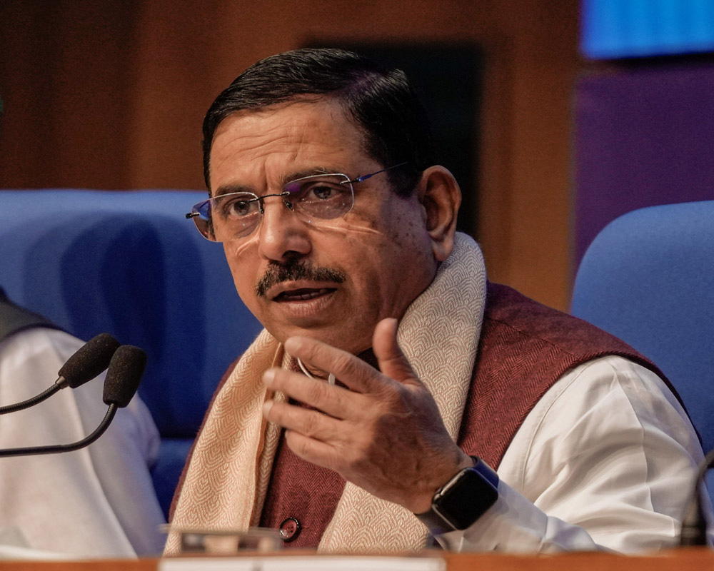 Govt not to extend duty-free import of yellow peas beyond Feb: Joshi