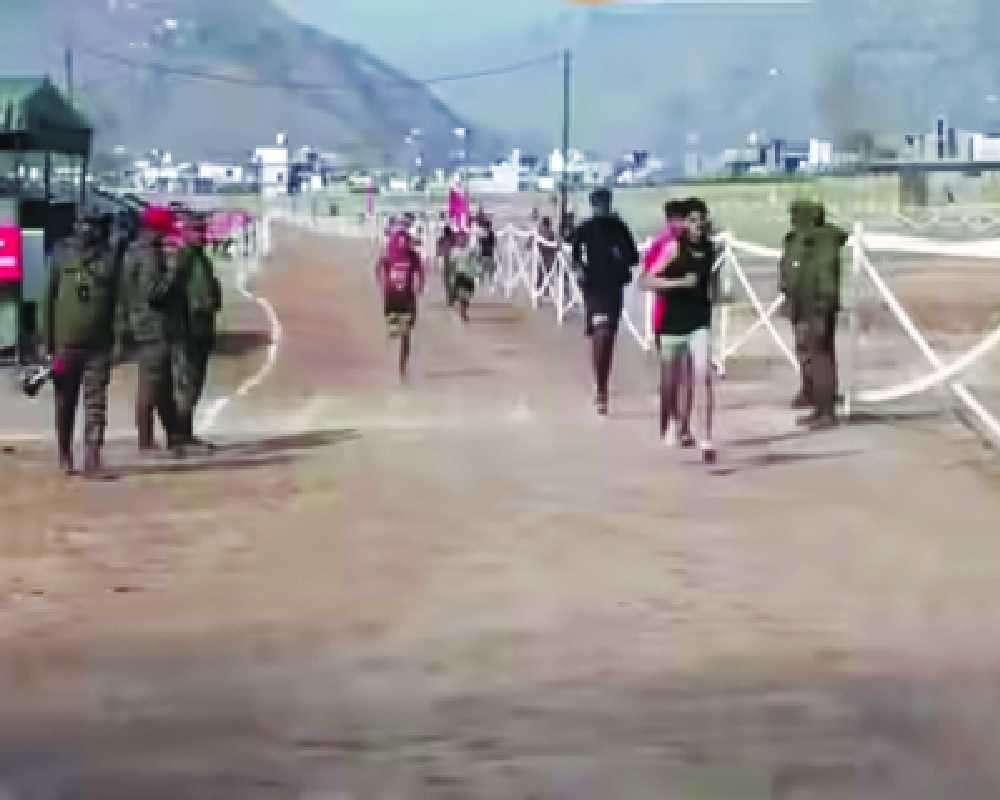 J&K: Hundreds participate in Army-sponsored marathon