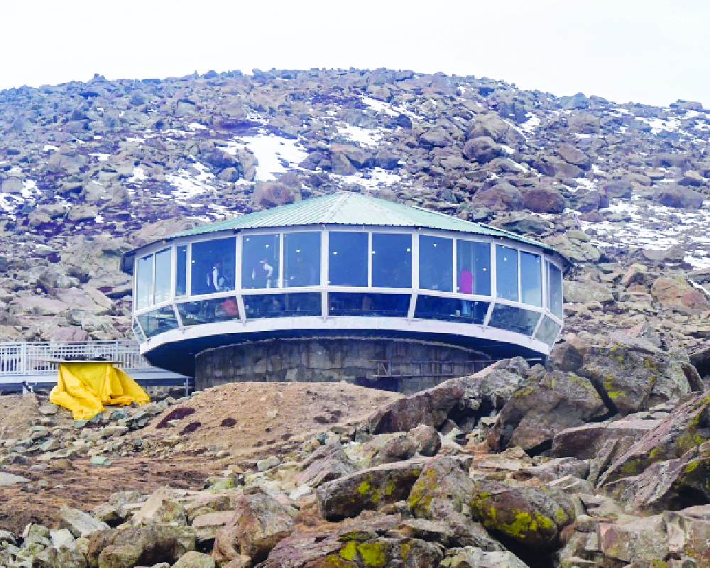 J&K CM Abdullah Inaugurates Asia’s Longest Ski Drag Lift