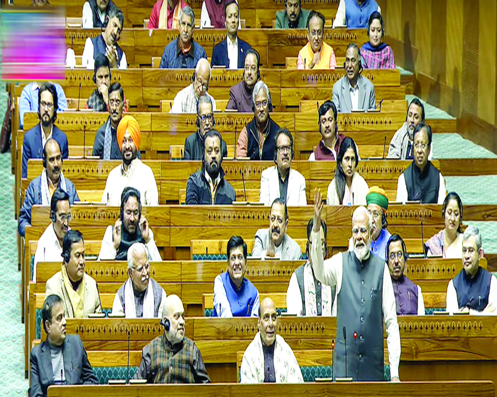 Modi attacks Rahul, Kejriwal ahead of polls