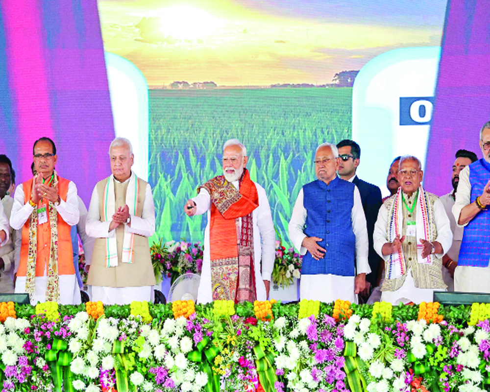 Poll bugle sounds in Bihar by Modi