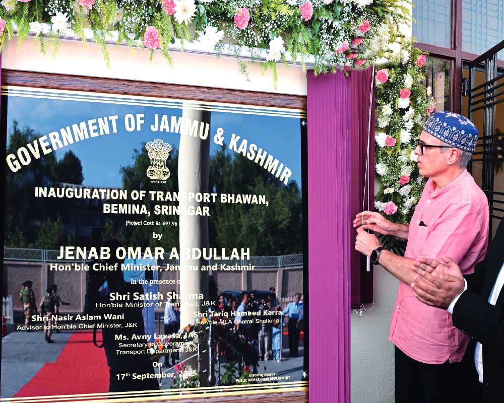Omar inaugurates new Transport Bhawan in Srinagar