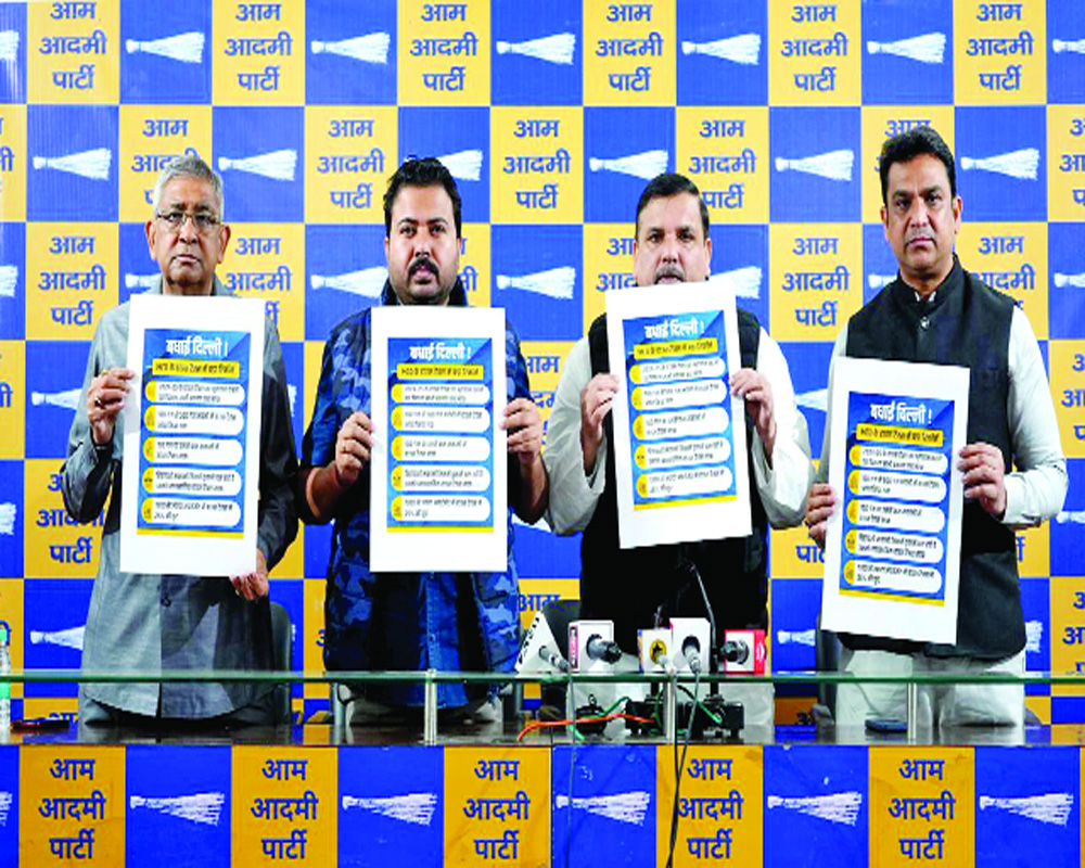 Pay present property tax to MCD, clear all past dues