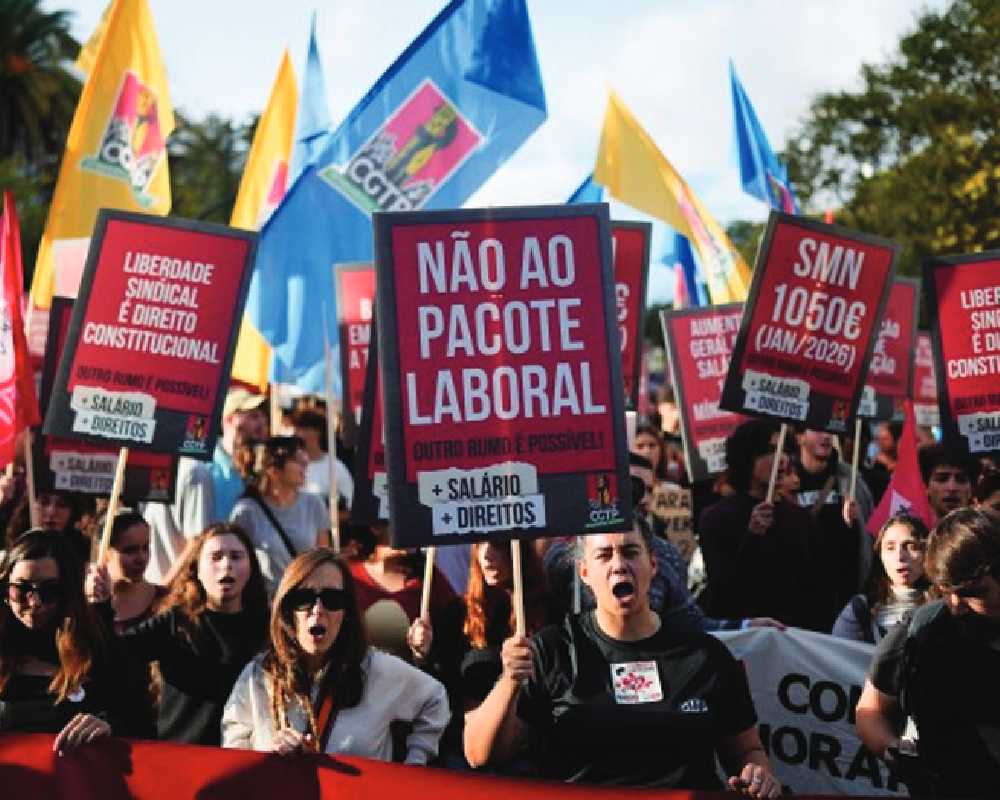People in Lisbon protest proposed labour reforms