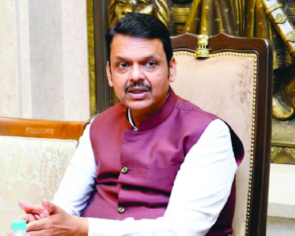 Rahul’s hydrogen bomb a mere firecracker: Fadnavis