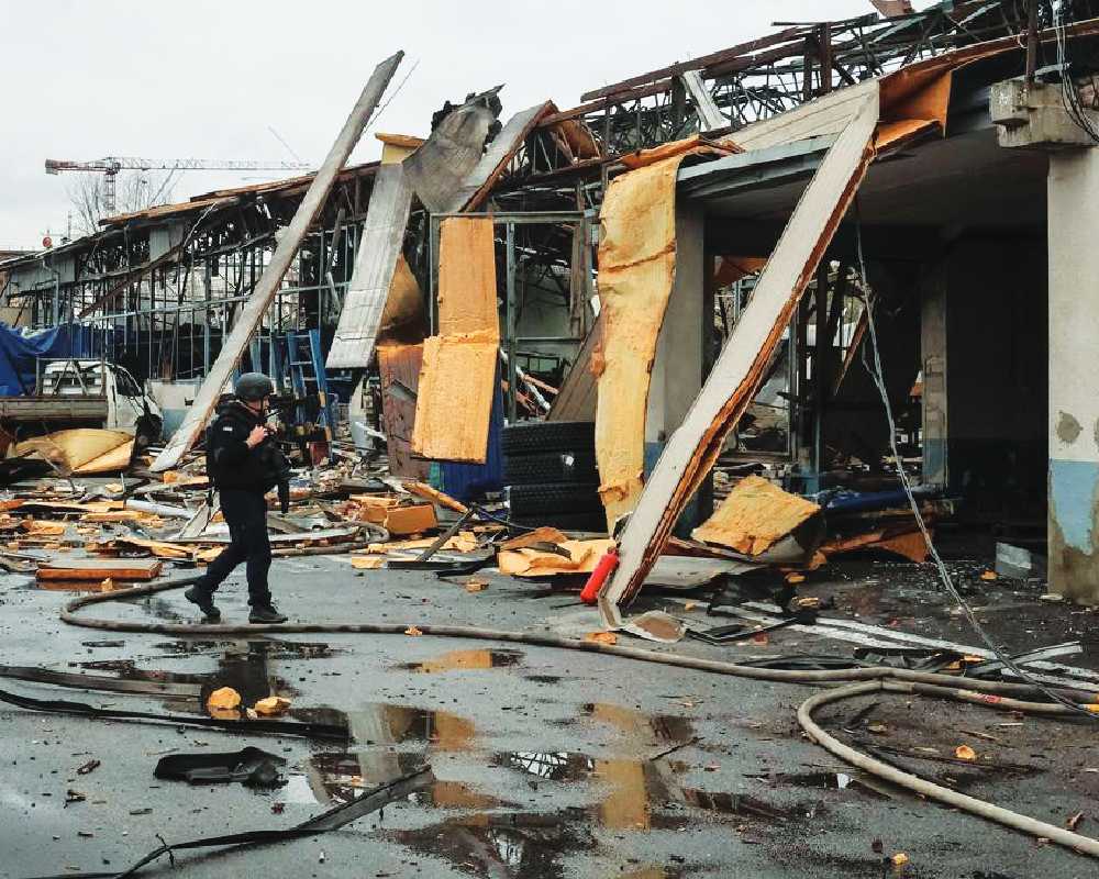 Russia makes gains in southern Ukraine