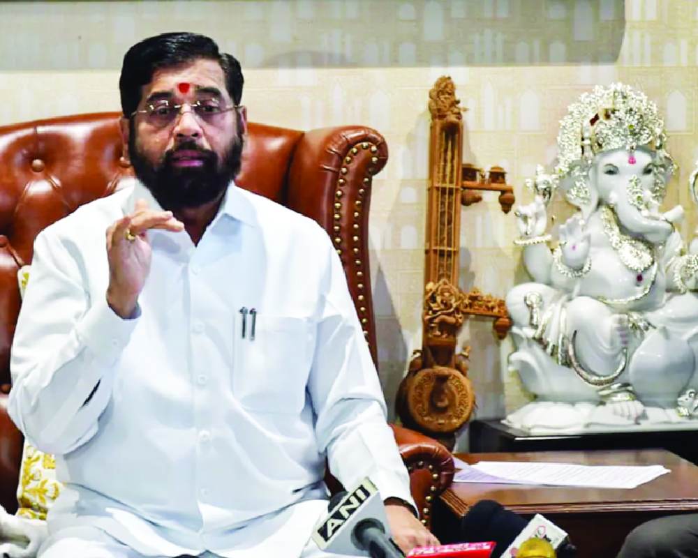 Shinde announces new plan for slum dwellers in Mumbai