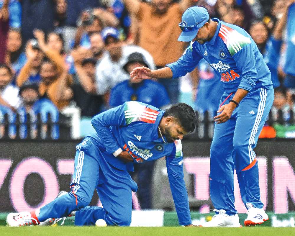 Shreyas Iyer admitted to ICU after internal bleeding