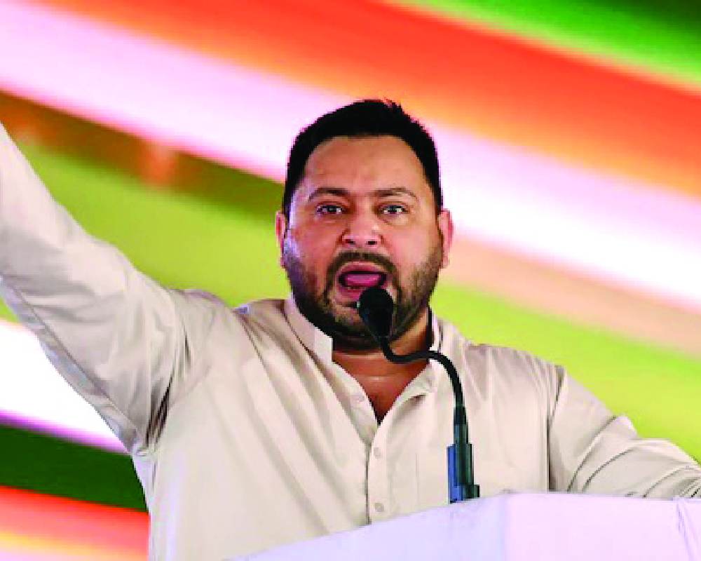 Tejashwi promises ‘return gift’ after birthday wishes
