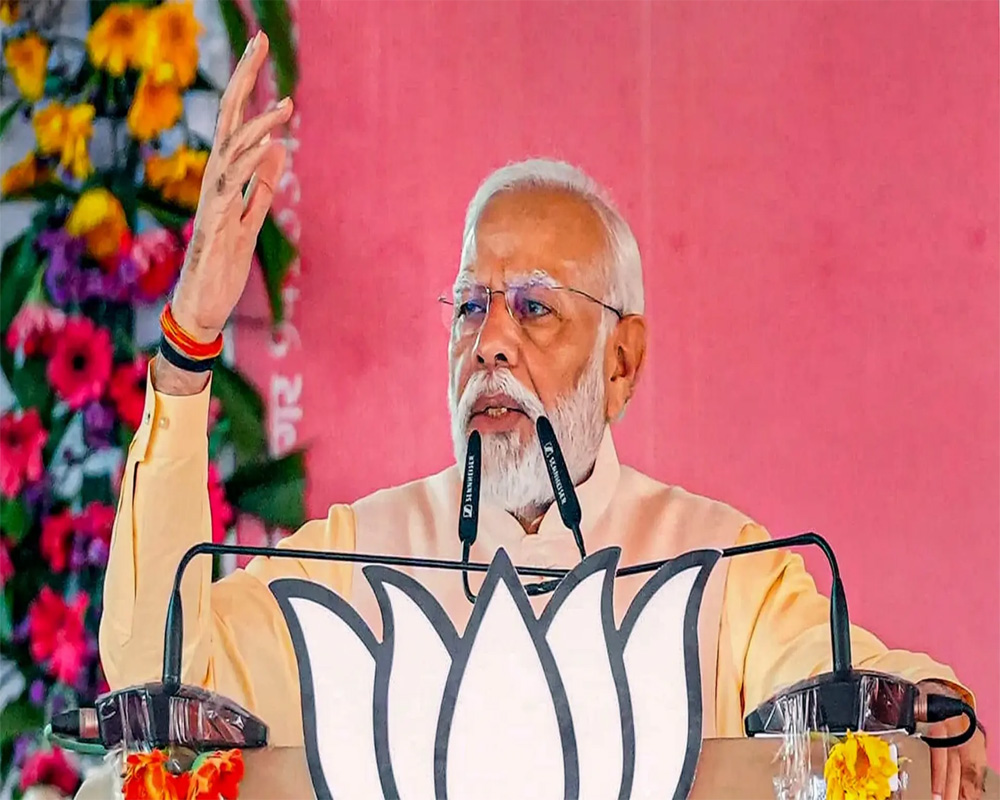 Those with slave mentality mock India's religious beliefs with foreign backing: Modi
