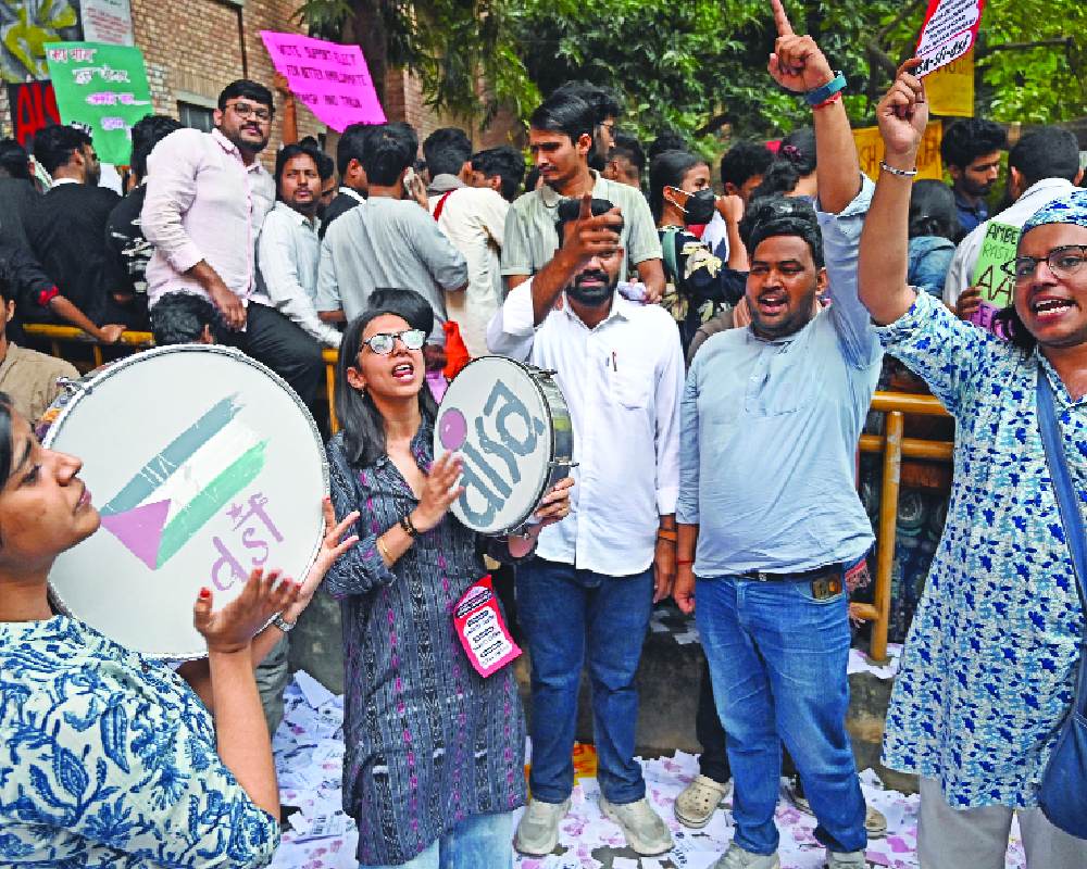 United Left, ABVP battle for students’ union at JNU