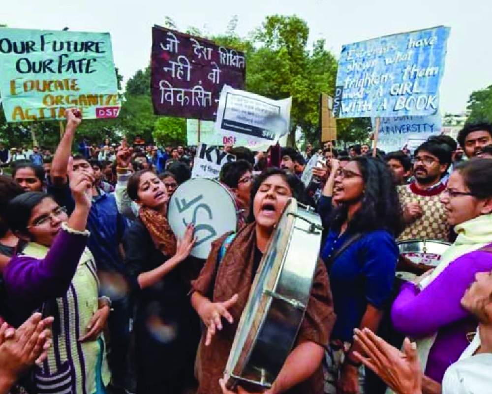 Visibility as power: Youth movements challenge the rules of protest
