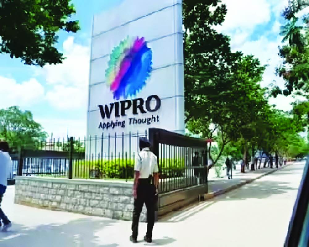 Wipro Q2 net profit inches up to Rs3246 cr