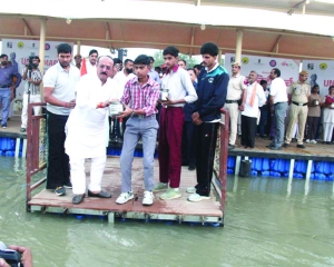 Ashish Sood inaugurates Festival of Unity campaign at Sonia Vihar