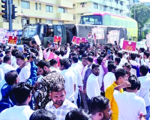 Congress protests over Dr Munde’s death