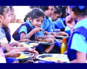 Delhi Govt revamps mid-day meal menu
