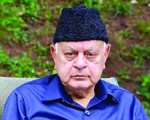 Farooq Abdullah stresses on upholding constitution
