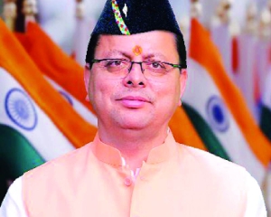 Give books at events, not bouquets: CM Dhami