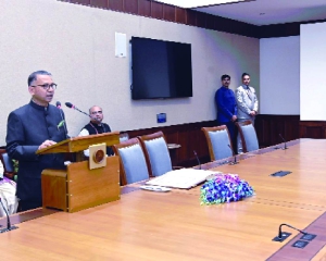 Rajinder, Sat Paul take oath as Rajya Sabha MPs