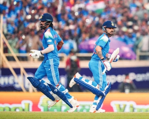 Kohli powers India to ODI series lead in Ranchi