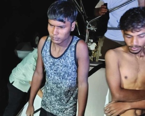 Migrants’ boat capsizes off Malaysia, 1 dead