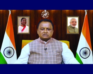 Odisha CM Majhi asks police to up vigil against illegal immigration