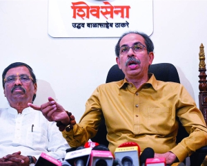Rectify faulty voter lists, allow all youngsters to vote, says Uddhav