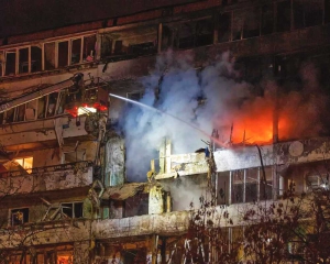 Russian attacks kill 6 in Ukraine amid US peace talks