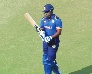 Samson back to opening for Kerala, scores 15-ball-43 in easy win