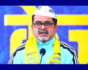 Teacher Avadh Ojha quits politics