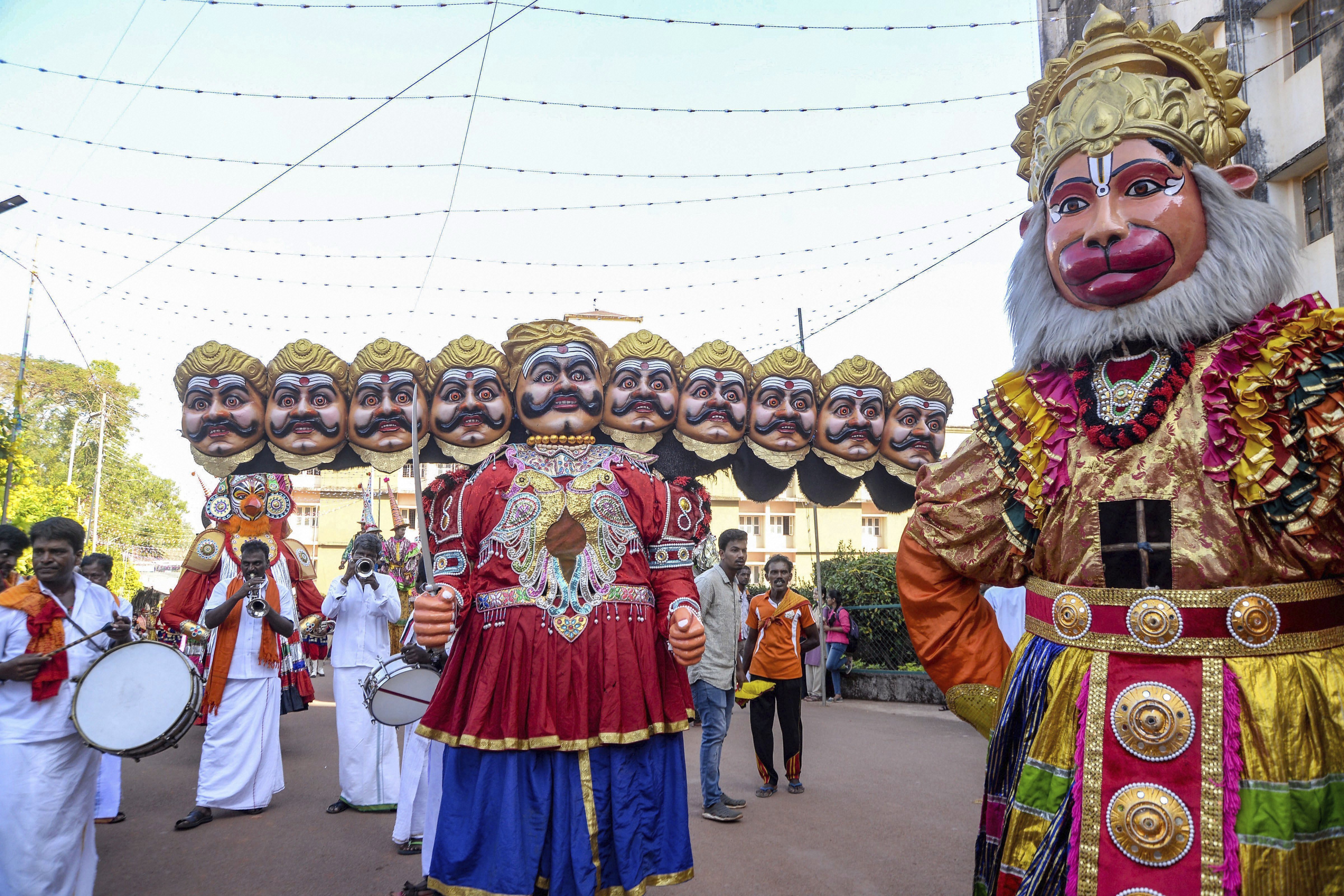 Artists perform during the inauguration ceremony of a three-day 'Alvas Nudisiri-2018', the 15th Kannada Nadu-Nudi-Culture conference, at Moodabidri in Dakshina district - PTI