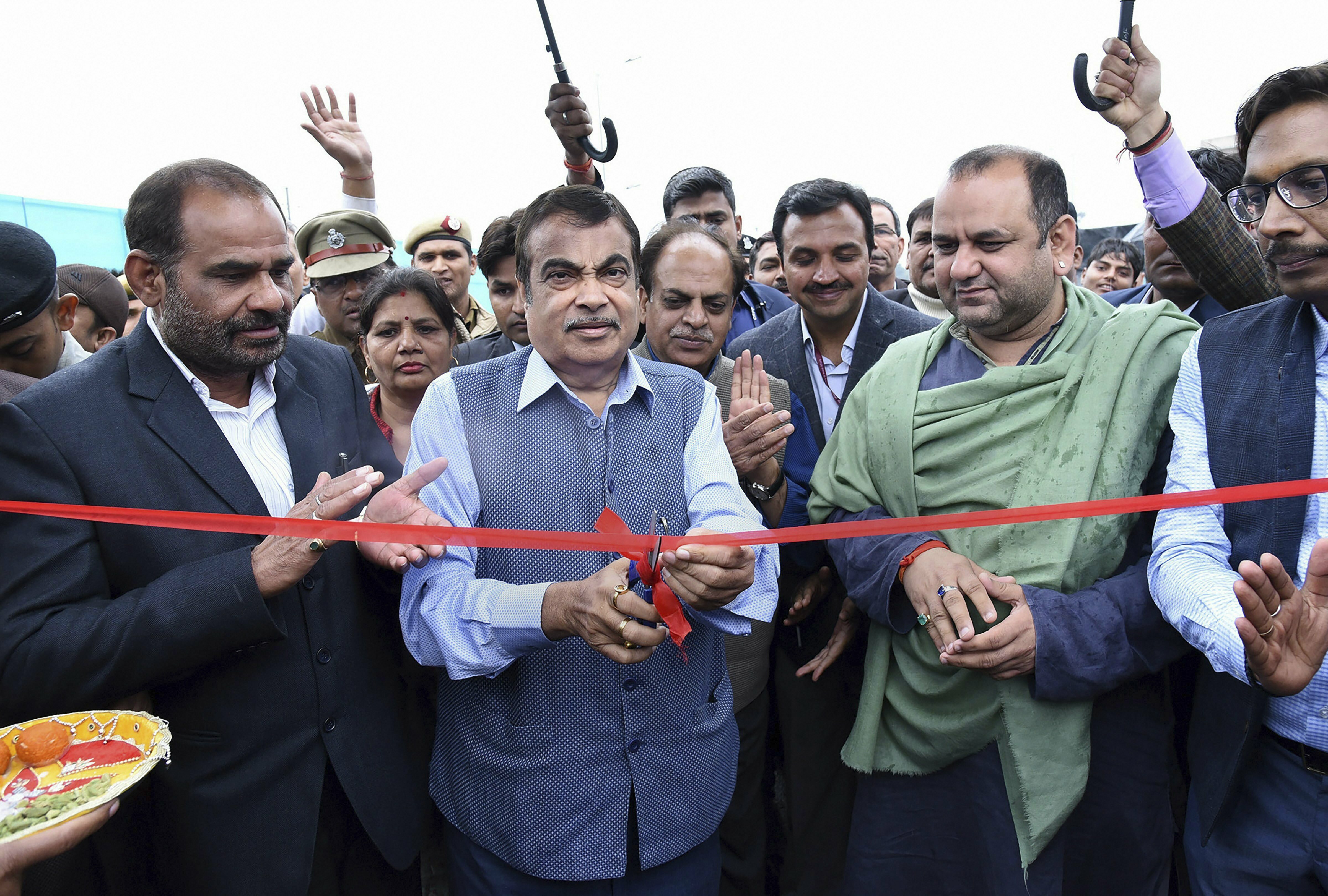 Union Minister for Road Transport & Highways, Shipping and Water Resources, River Development & Ganga Rejuvenation Nitin Gadkari inaugurates the Dhaula Kuan Flyover, in New Delhi - PTI