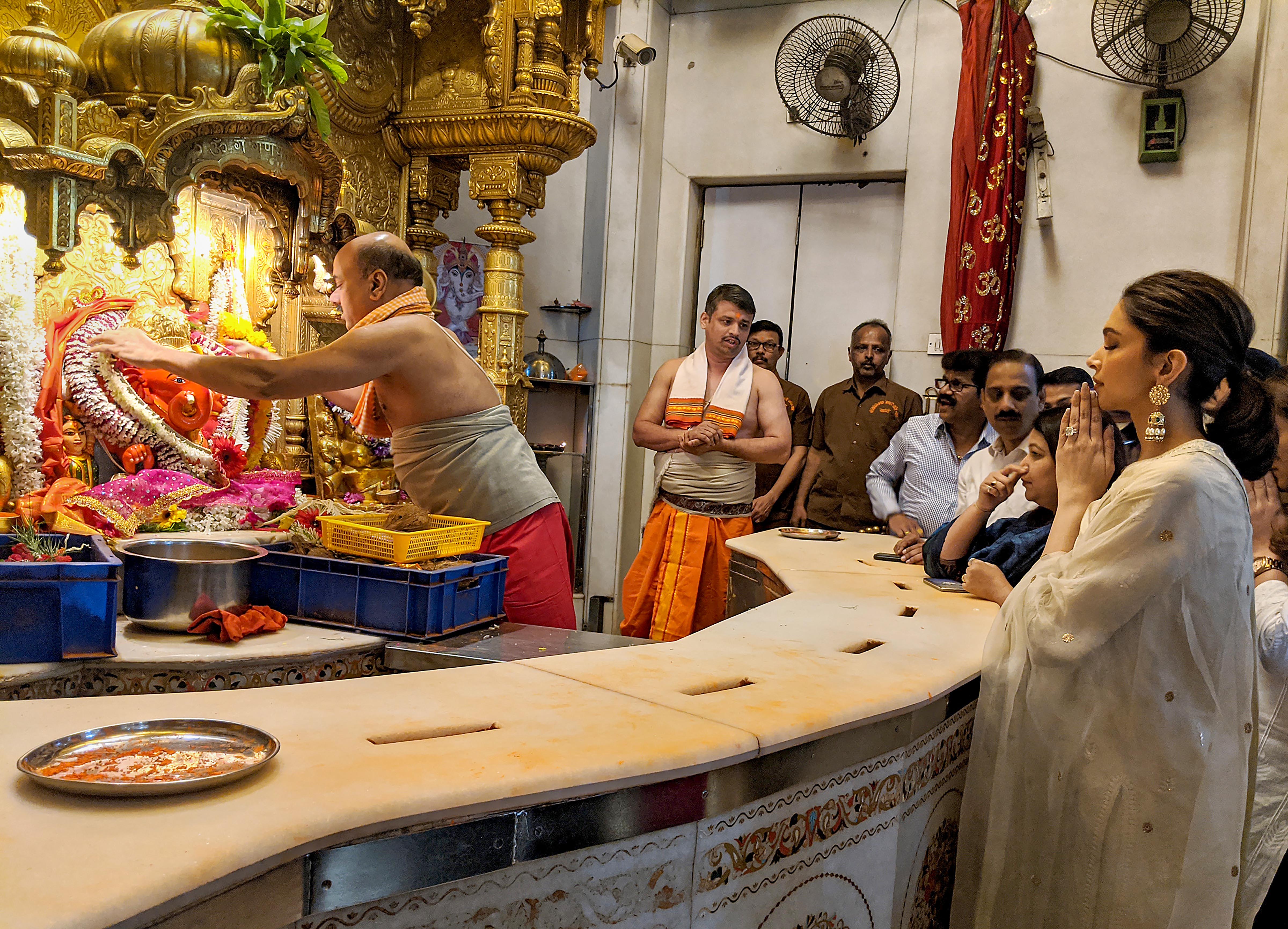 Bollywood actress Deepika Padukone offers prayers at Siddhivinayak temple in Mumbai - PTI