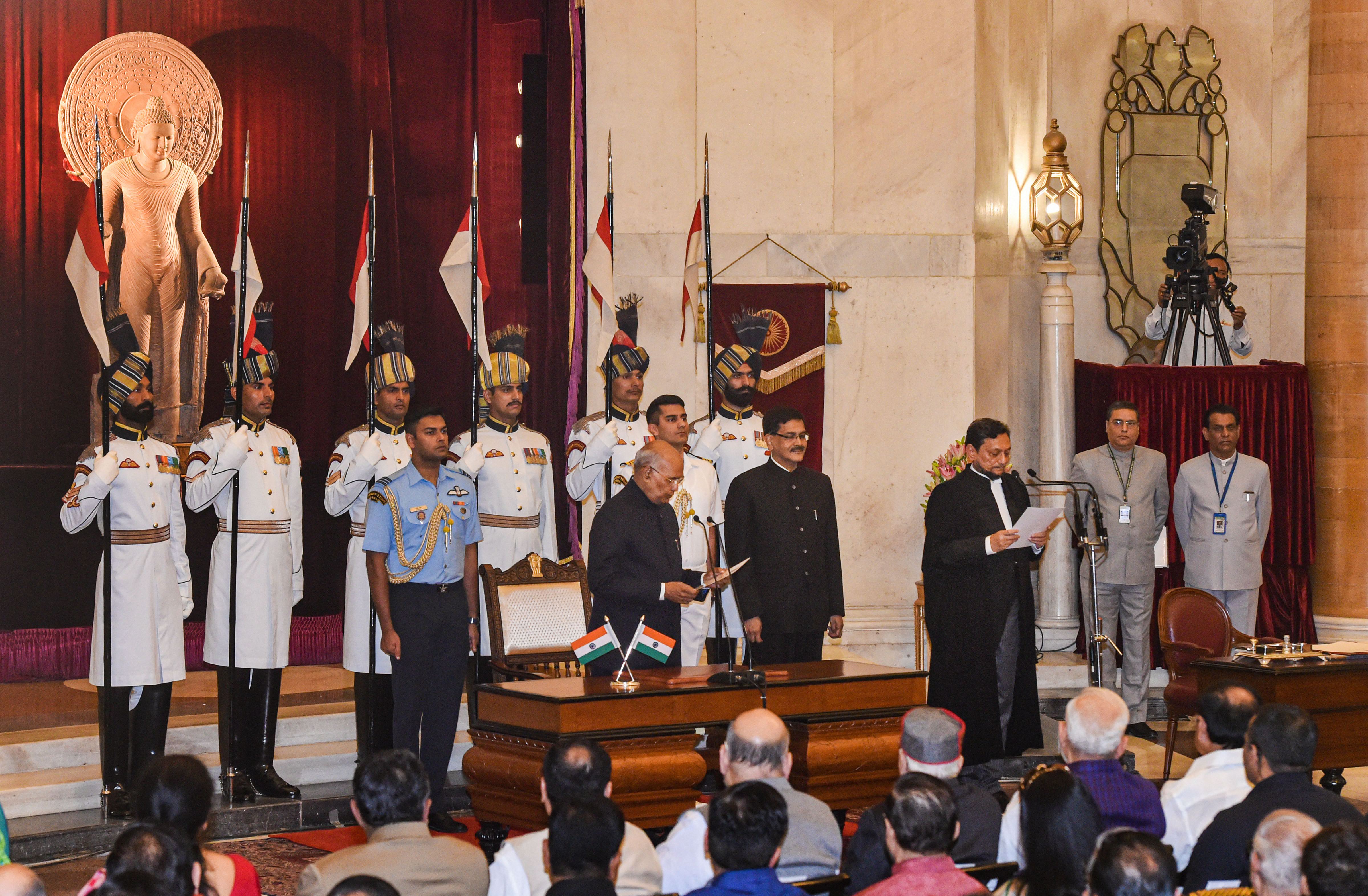 President Ram Nath Kovind administers the oath of office to Justice Sharad Arvind Bobde after he was appointed as the 47th Chief Justice of India (CJI) at Rashtrapati Bhavan - Pti